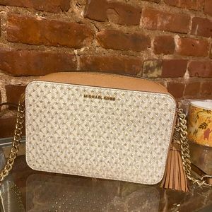 Michael Kors Star Designed Camera Style CrossBody Bag